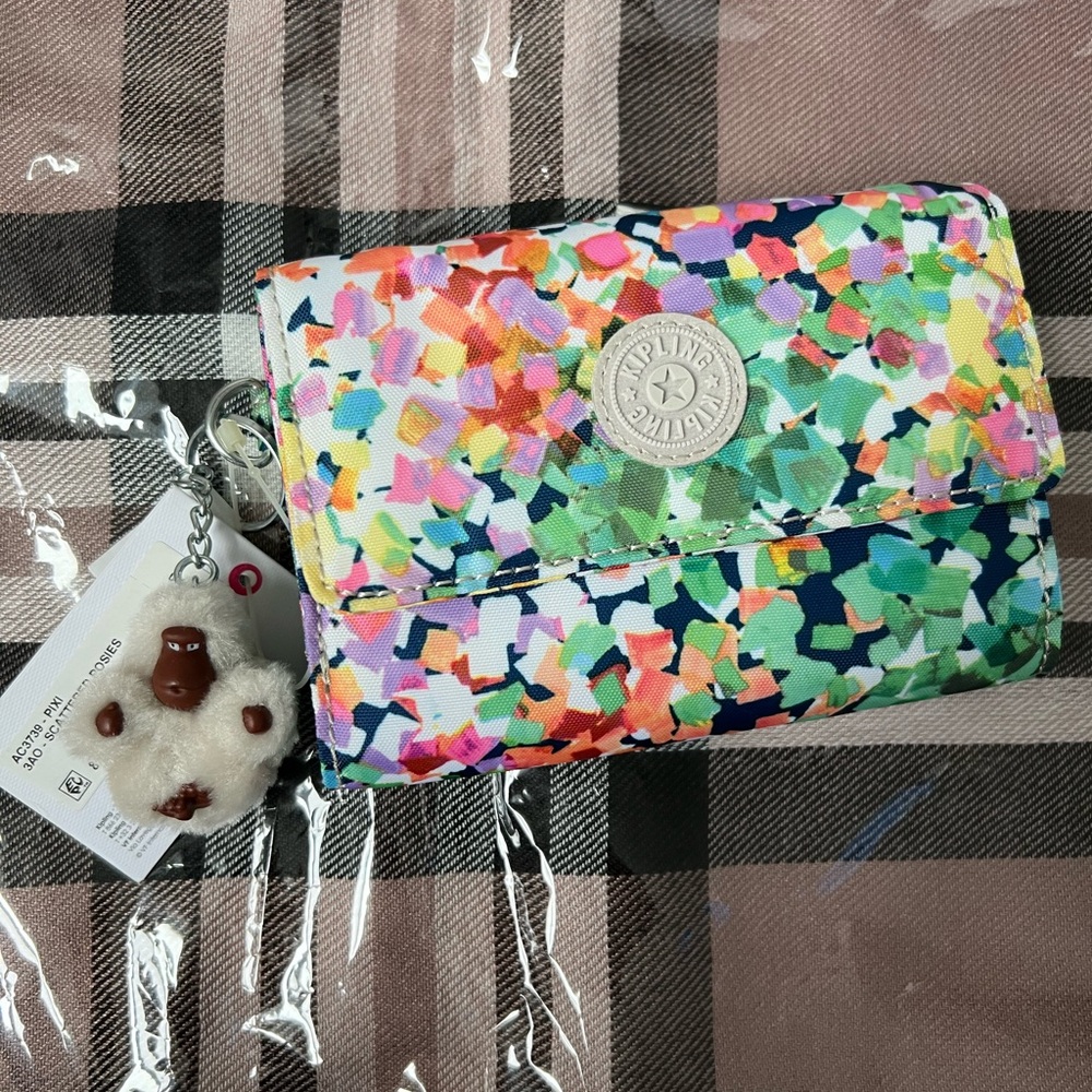 Kipling PIXI medium trifold snap wallet